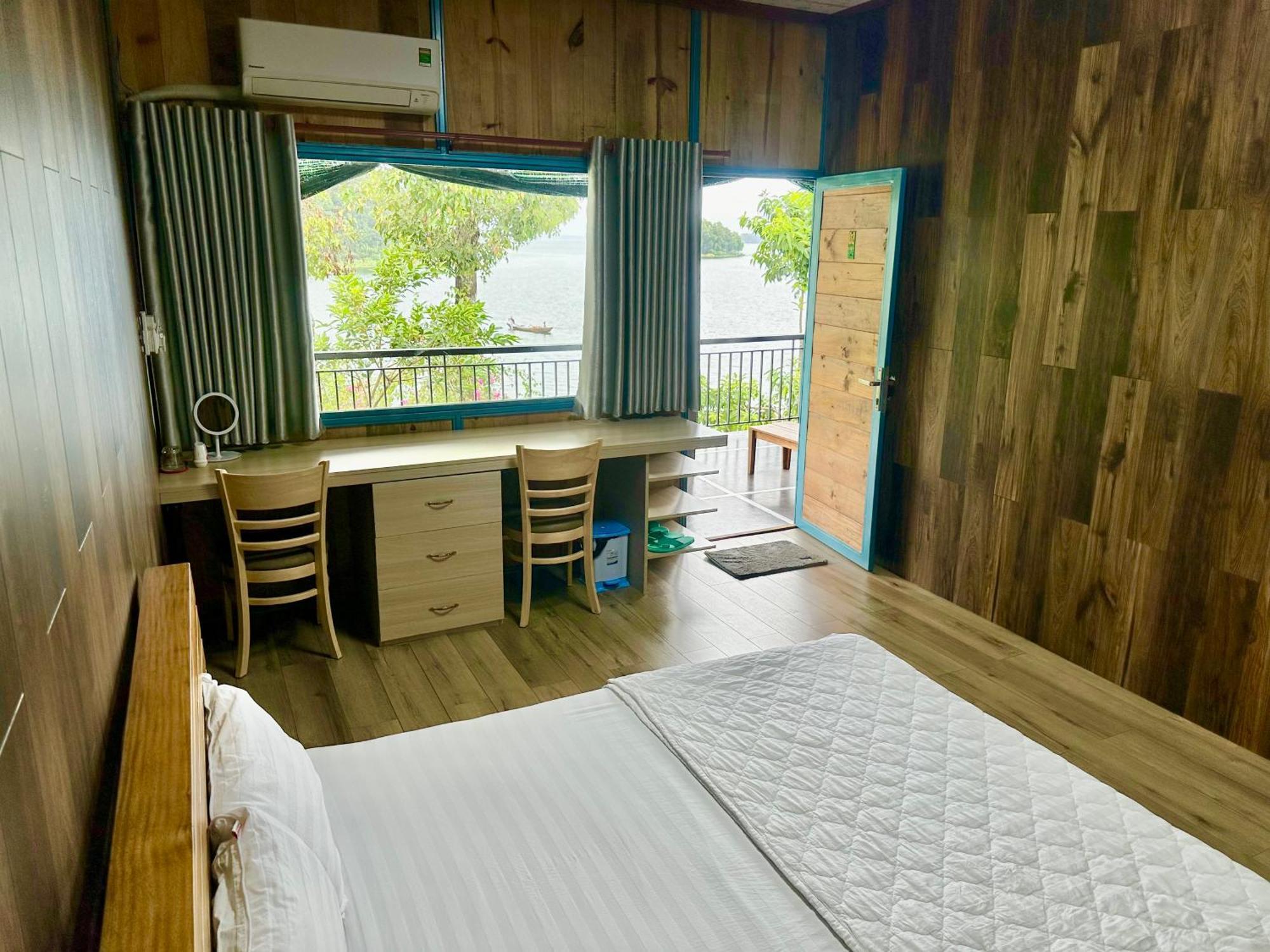 Ben Ho Homestay Xa Gia Tan Extérieur photo